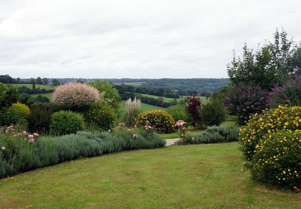 Le Clos Lauradiere Cormeilles  Buitenkant foto